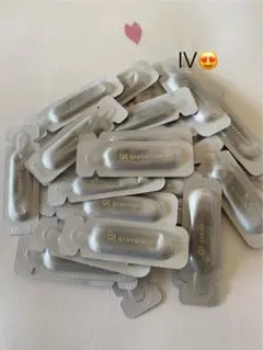 POLA サンプル24点セット　グランラグゼ S24040-08.jpg