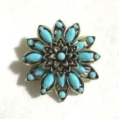ヴィンテージ風　ターコイズブルーのブローチC （41）