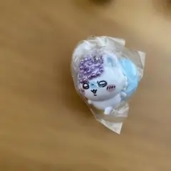 ちいかわマスコットつきビスケット　モモンガ