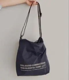 新品 【F&B】リサイクルナイロン撥水ショルダーバッグ PUAL CE CINのサムネイル