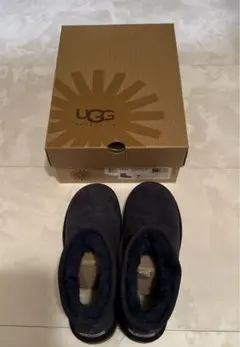【新品＊美品】ネイビー UGG ムートンブーツ クラシックミニ