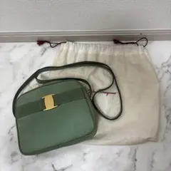 Salvatore Ferragamo ヴァラ ショルダー バッグのサムネイル