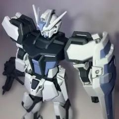 ガンプラ1/144EGストライクガンダム 完成品のサムネイル