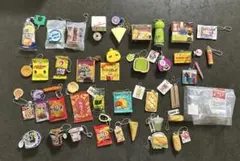 値下げ　ガチャ　カプセルトイ　いろいろ大量まとめ売り　食品多め