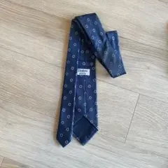 Item thumbnail for item f4d493e2-eebc-4118-99b1-dc08336ae49c