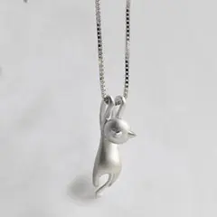 ネコぶら下がりネックレスのサムネイル