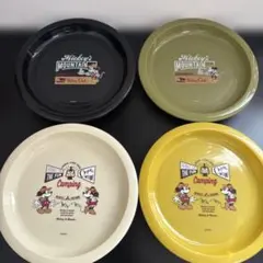 ミッキー＆ミニー プレートセット　プラスチック製　スケーター　４枚