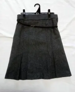 クミキョク　スカート