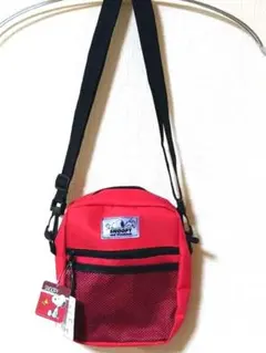 SNOOPY 赤 ショルダーバッグ　未使用品