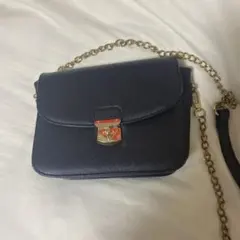 ブラックショルダーバッグ 皮