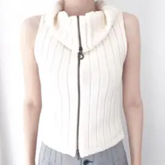 CHANEL シャネル ノースリーブニットのサムネイル