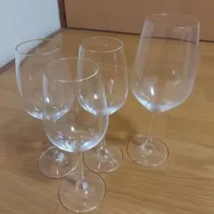 ワイングラス4個　(バラ売り可)