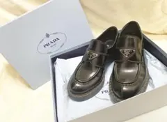 PRADA ローファー