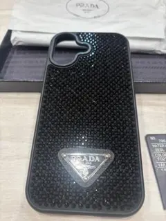PRADA ストーン装飾 iPhone17ケース 新品未使用品です。 - メルカリ