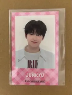 TREASURE はぴだんぶいカフェ ジュンギュ ステッカー