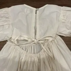 monbebe バックオープンワンピース