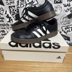 adidas ブラック/