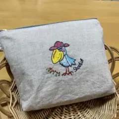 ❤︎ハシビロコウA ❤︎ リネン手刺繍　ファスナーポーチ　ミニバック