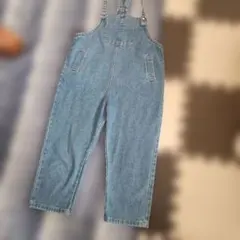 デニムブルー オーバーオール １４０センチ。