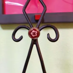 シャネルCHANEL　片耳ピアス　カメリア　赤