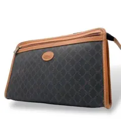 Item thumbnail for item 46b1a4b5-e542-454d-86fa-e1d8a12face3