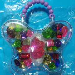 ジュエリーミックス　蝶の形のデコレーションボックス カラフルな宝石風パーツ付き