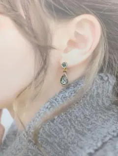 ハンドメイド✧︎.*大人シンプル✧︎.*揺れるドロップ型ピアス✧︎.*ゴールド