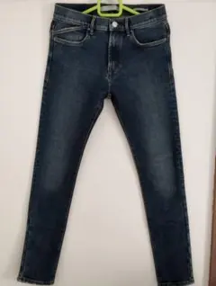 Item thumbnail for item 7ba097d6-06a2-4161-85a6-75f4e354d6b7