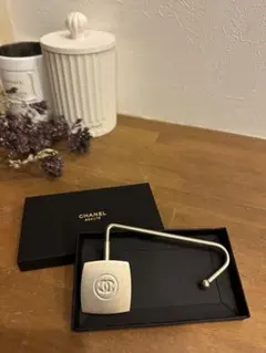 希少 CHANEL ノベルティ バッグホルダー バッグハンガー テーブル