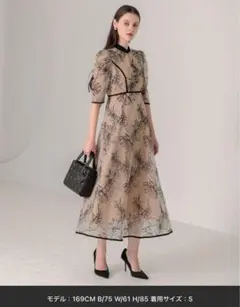 LEJA】配色パイピングプチハイネック花柄刺繍ラメレースロング丈 結婚
