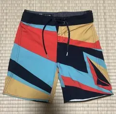 【値下げ】VOLCOM サーフパンツ 7号　キッズ