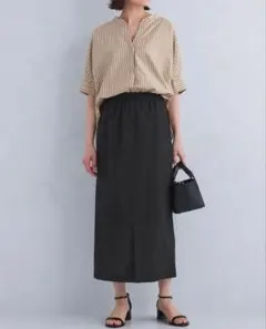 【美品】グリーンレーベルリラクシング シアー タイト スカート 黒　春夏のサムネイル
