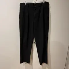 ユニクロ タックテーパードパンツ（ワイドフィット・丈標準71～77cm）ブラック