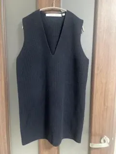 Item thumbnail for item fe517235-9cc0-476f-836f-9c0a58f167c5