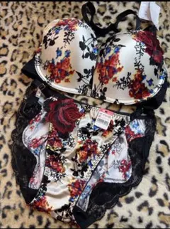 Item thumbnail for item e29ca99e-d6cf-4dd4-8105-1dc835f757e6