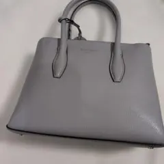 Samantha Thavasa グレー レザー バッグ (ストラップ付き) - メルカリ