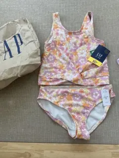 GAP 花柄水着セット130センチ