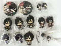 進撃の巨人 ミニフィギュア ストラップ 7点セット まとめ売り - メルカリ