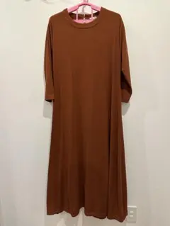ブラウン