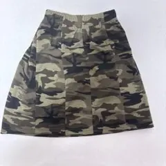 迷彩柄スカート