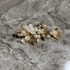 花と葉のデザイン ヘアアクセサリー