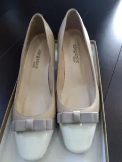 elegance ベージュ リボン付きパンプス