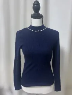 ネイビーリブ編み長袖セーター