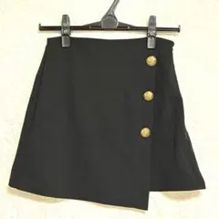 ブラック 巻き スカート風 ラップスカート 黒 ゴールドボタン ミニスカート