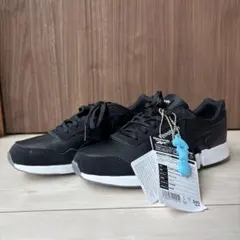 美品　リーボックスニーカー　24.0センチ