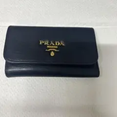 PRADA ブラックキーケース