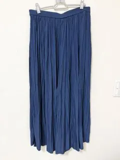 ユニクロ　ワッシャーサテンスカートパンツ　XL