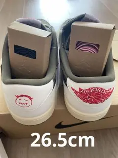 TRAVIS SCOTT × AIR JORDAN 1 LOW OG