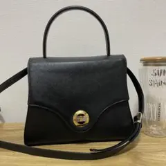 《美品》GIVENCHY（ジバンシー）レザー ハンドバッグ ブラック 黒のサムネイル