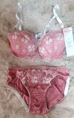 D70ピンク花柄刺繍ブラジャーショーツセット